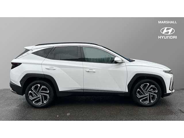 Hyundai TUCSON Tucson 1.6T Hybrid 215ps Ultimate AU Atlas White