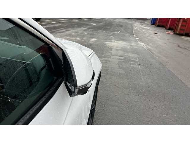 Hyundai TUCSON Tucson 1.6T Hybrid 215ps Ultimate AU Atlas White