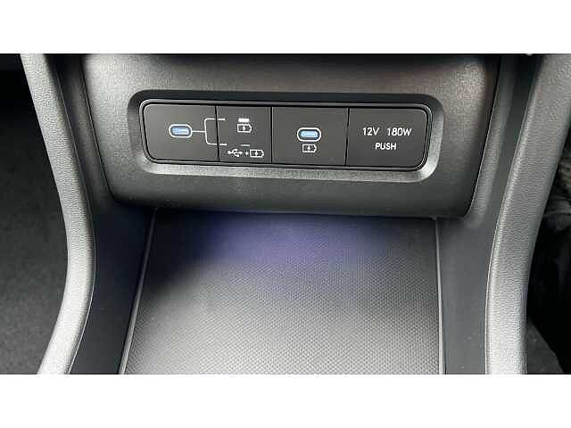 Hyundai TUCSON Tucson 1.6T Hybrid 215ps Ultimate AU Atlas White