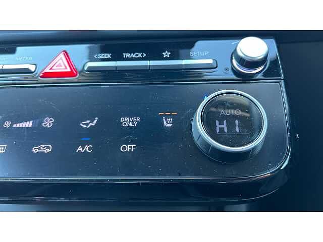 Hyundai TUCSON TUCSON 1.6T Hybrid Premium 5dr Auto Silver