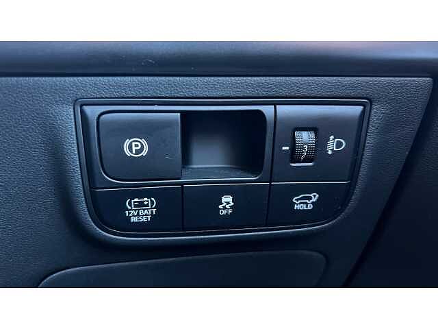 Hyundai TUCSON TUCSON 1.6T Hybrid Premium 5dr Auto Silver