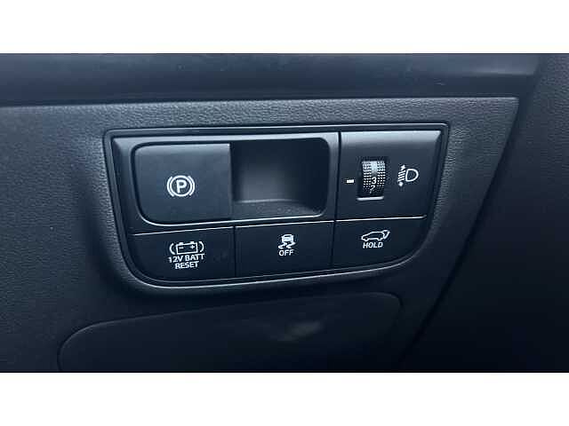 Hyundai TUCSON TUCSON 1.6T Hybrid N Line 5dr Auto White