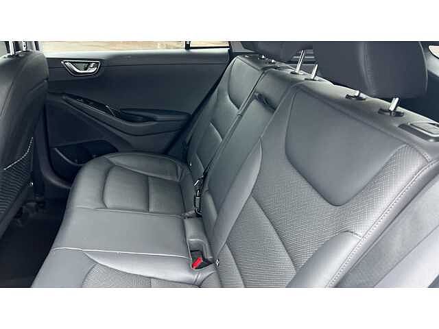 Hyundai Ioniq IONIQ 1.6 GDi Hybrid Premium SE 5dr DCT