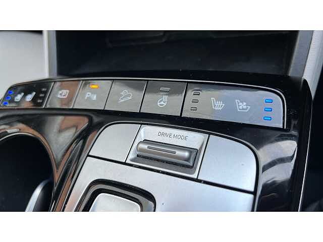 Hyundai TUCSON TUCSON 1.6 TGDi Hybrid 230 Ultimate 5dr 2WD Auto RED