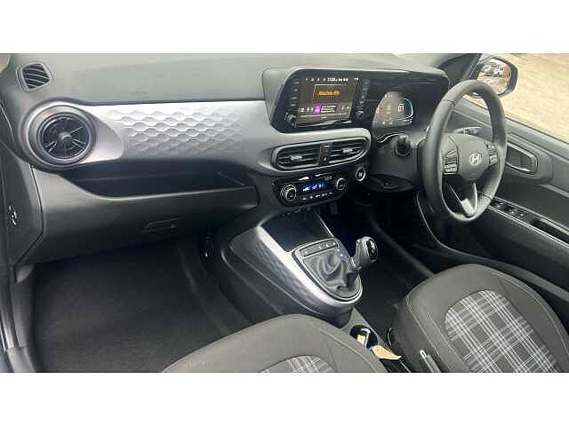 Hyundai i10 I10 1.2 [79] Premium 5dr Auto [Nav]