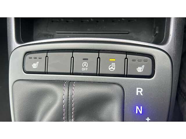 Hyundai i10 I10 1.2 [79] Premium 5dr Auto [Nav]