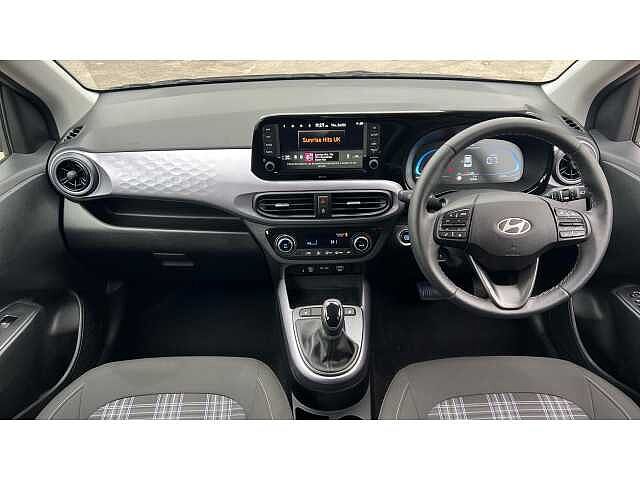 Hyundai i10 I10 1.2 [79] Premium 5dr Auto [Nav]