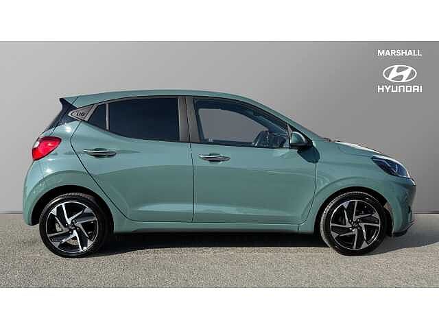 Hyundai i10 I10 1.2 [79] Premium 5dr Auto [Nav]