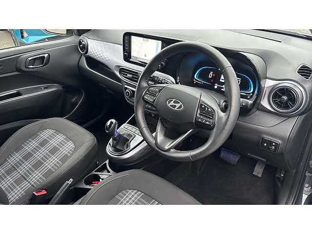 Hyundai i10 I10 1.2 [79] Premium 5dr Auto [Nav]