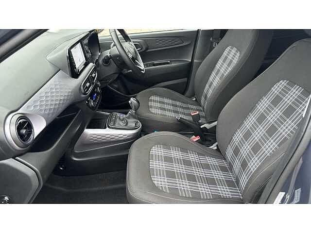 Hyundai i10 I10 1.2 [79] Premium 5dr Auto [Nav]
