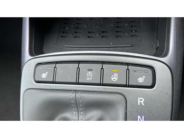 Hyundai i10 I10 1.2 [79] Premium 5dr Auto [Nav]