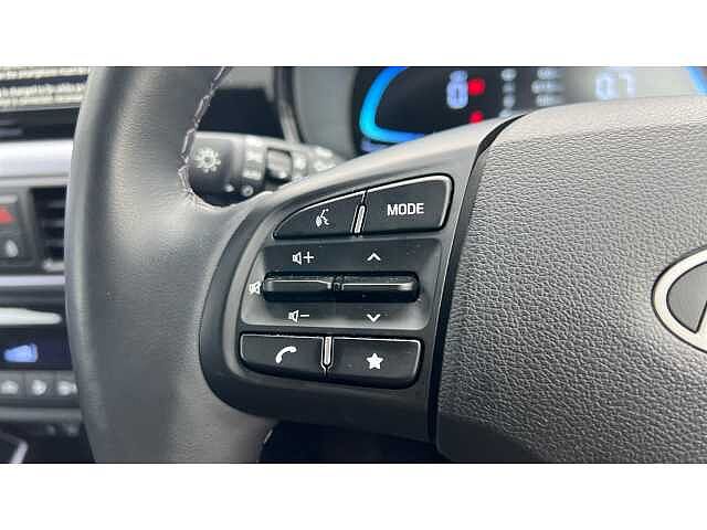 Hyundai i10 I10 1.2 [79] Premium 5dr Auto [Nav]