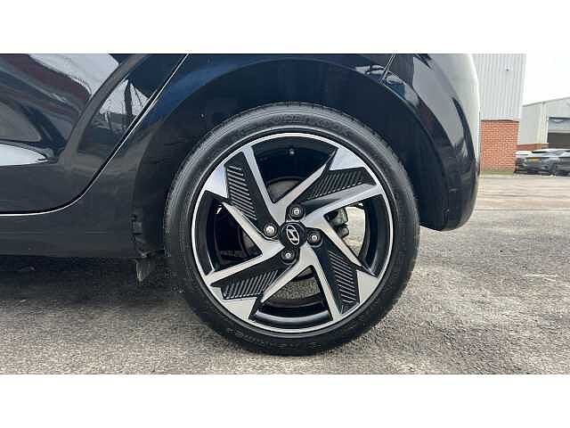 Hyundai i10 I10 1.0 [58] Premium 5dr Auto [Nav]