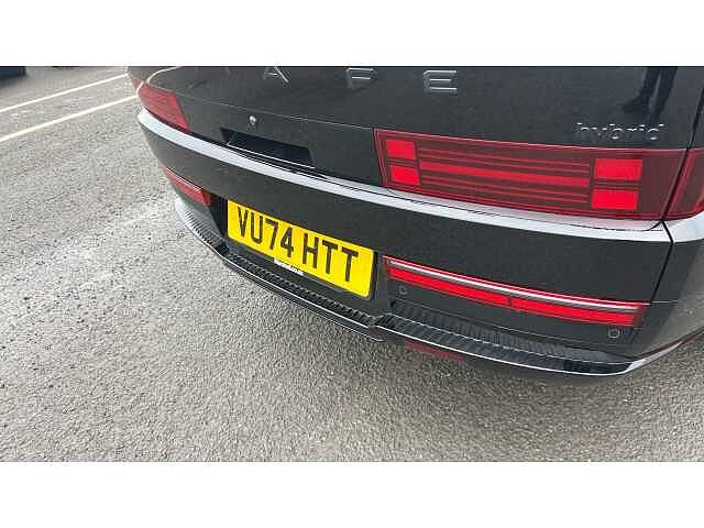 Hyundai Santa Fe SANTA FE 1.6 TGDi Hybrid Calligraphy 5dr 4WD Auto