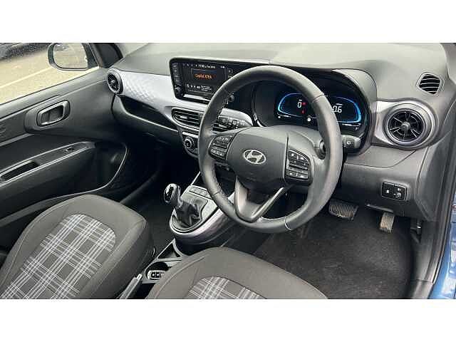 Hyundai i10 I10 1.2 [79] Premium 5dr Auto [Nav]