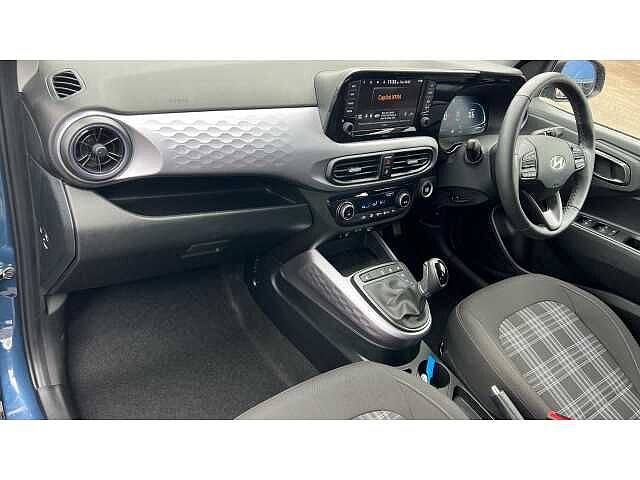 Hyundai i10 I10 1.2 [79] Premium 5dr Auto [Nav]