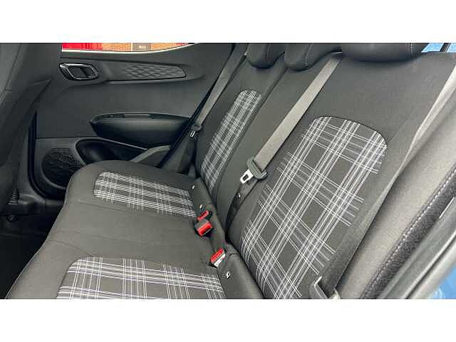 Hyundai i10 I10 1.2 [79] Premium 5dr Auto [Nav]
