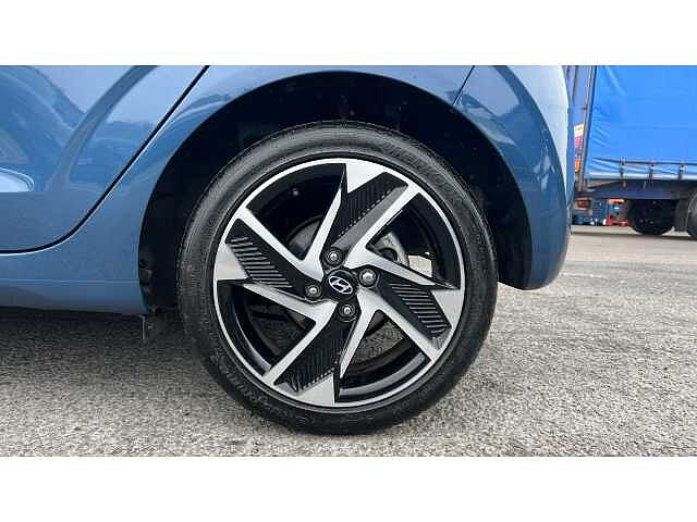 Hyundai i10 I10 1.2 [79] Premium 5dr Auto [Nav]