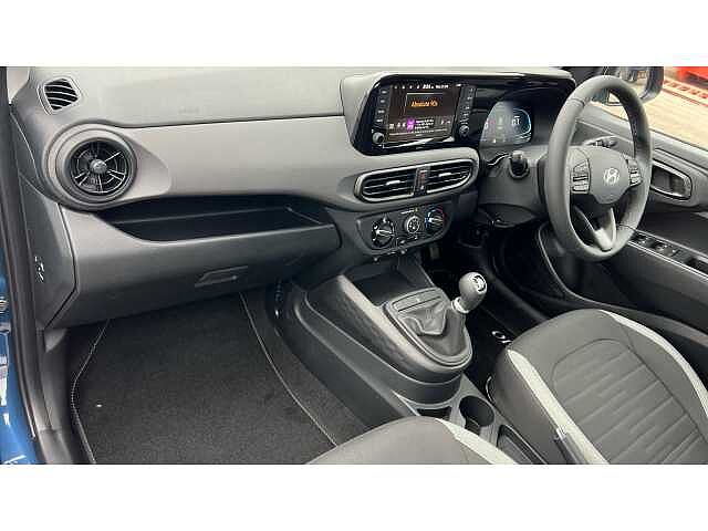Hyundai i10 i10 5Dr HAT 1.0 MPi 63ps Advance NAV