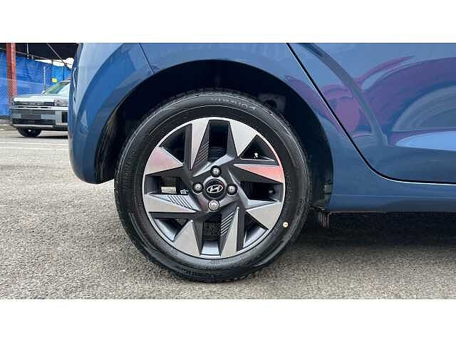 Hyundai i10 i10 5Dr HAT 1.0 MPi 63ps Advance NAV