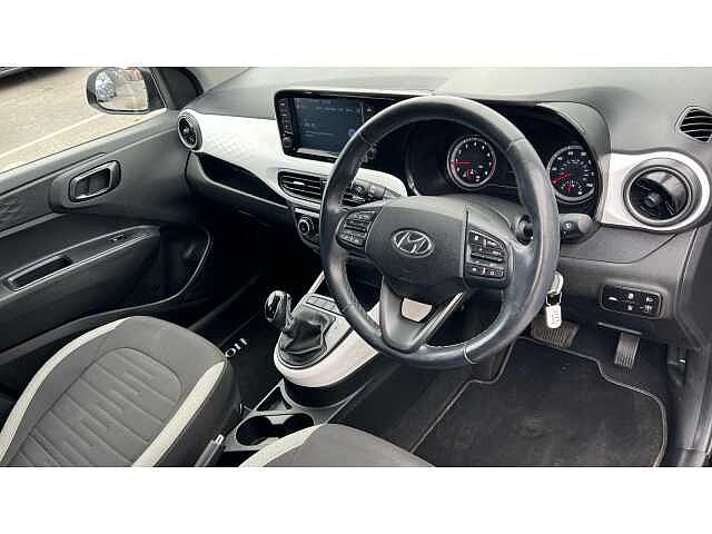 Hyundai i10 I10 1.0 MPi Premium 5dr Auto