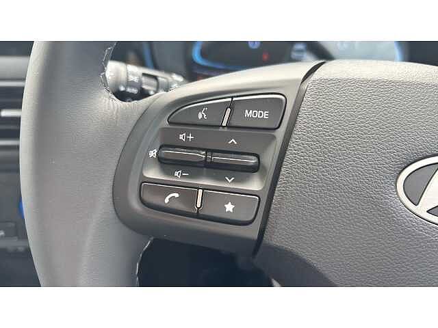 Hyundai i10 i10 5Dr HAT 1.0 MPi 63ps Advance NAV AU