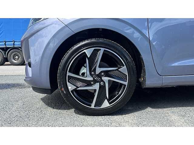 Hyundai i10 i10 5Dr HAT 1.2 MPi 79ps Premium NAV AU