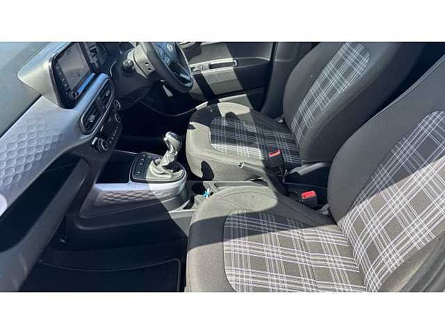 Hyundai i10 i10 5Dr HAT 1.2 MPi 79ps Premium NAV AU