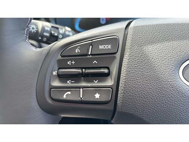 Hyundai i10 i10 5Dr HAT 1.2 MPi 79ps Premium NAV AU
