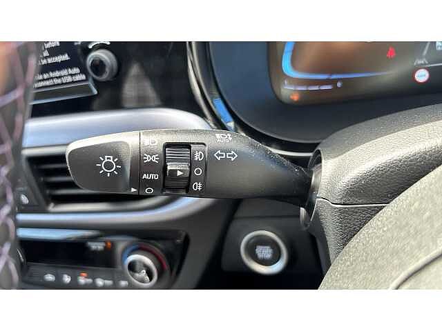 Hyundai i10 i10 5Dr HAT 1.2 MPi 79ps Premium NAV AU