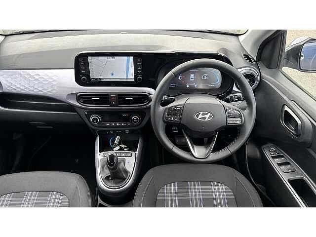 Hyundai i10 i10 5Dr HAT 1.2 MPi 79ps Premium NAV AU