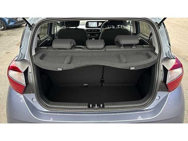 Hyundai i10 i10 5Dr HAT 1.2 MPi 79ps Premium NAV AU