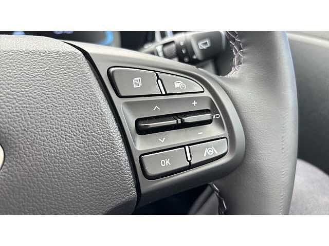 Hyundai i10 i10 5Dr HAT 1.2 MPi 79ps Premium NAV AU
