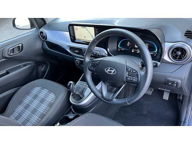 Hyundai i10 I10 1.2 [79] Premium 5dr Auto [Nav]