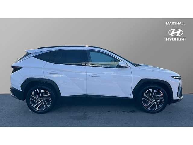 Hyundai TUCSON Tucson 1.6T Hybrid 239ps Ultimate AU White