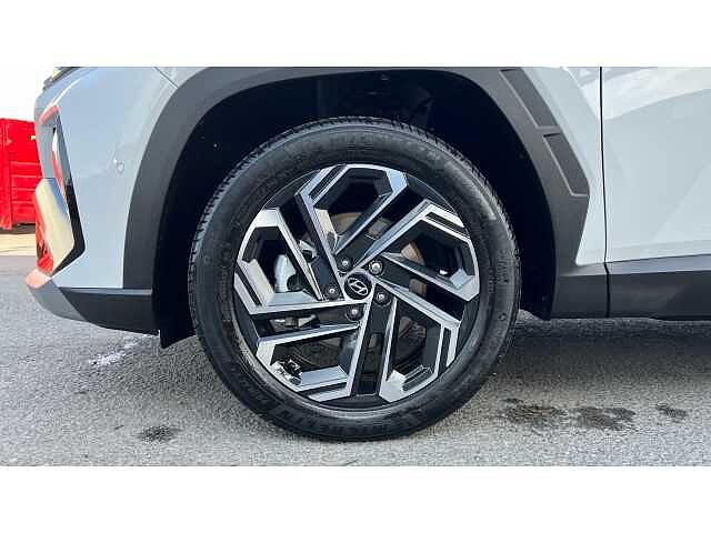 Hyundai TUCSON Tucson 1.6T Hybrid 239ps Ultimate AU White