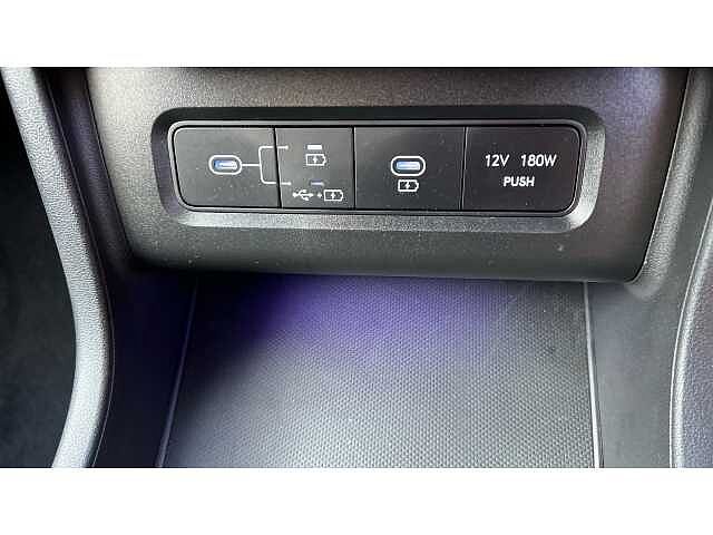 Hyundai TUCSON Tucson 1.6T Hybrid 239ps Ultimate AU White
