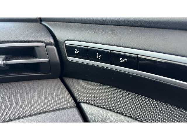 Hyundai Tucson TUCSON 1.6 TGDi Plug-in Hybrid Ultimate 5dr 4WD Auto