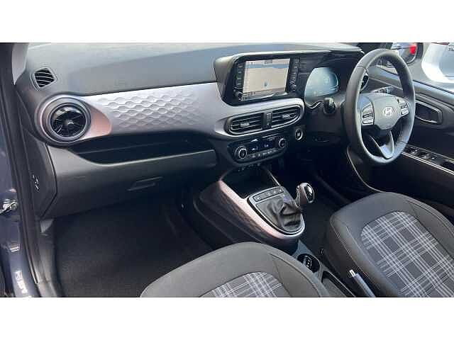 Hyundai i10 I10 1.2 [79] Premium 5dr Auto [Nav]