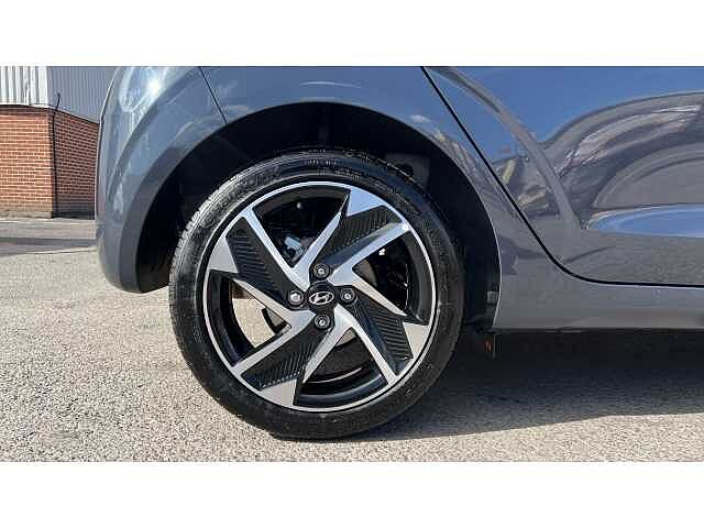 Hyundai i10 I10 1.2 [79] Premium 5dr Auto [Nav]