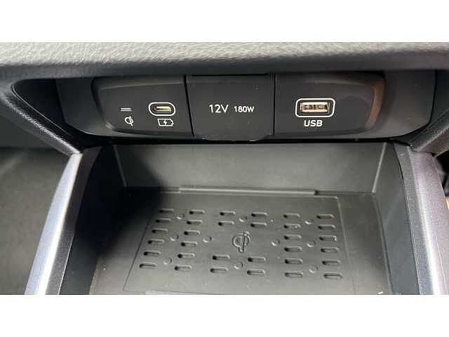 Hyundai i10 I10 1.2 [79] Premium 5dr Auto [Nav]