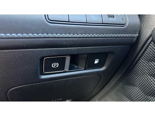 Hyundai SANTA FE SANTA FE 1.6 TGDi Plug-in Hybrid Ultimate 5dr 4WD Auto SILVER