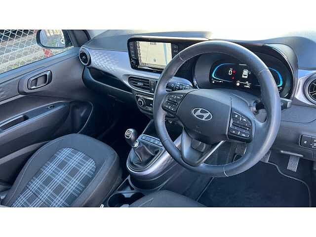 Hyundai i10 I10 1.2 [79] Premium 5dr [Nav]