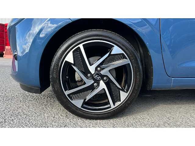 Hyundai i10 I10 1.2 [79] Premium 5dr [Nav]