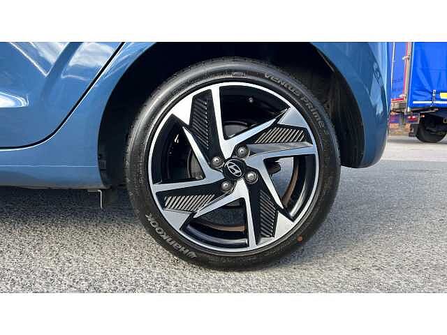 Hyundai i10 I10 1.2 [79] Premium 5dr [Nav]