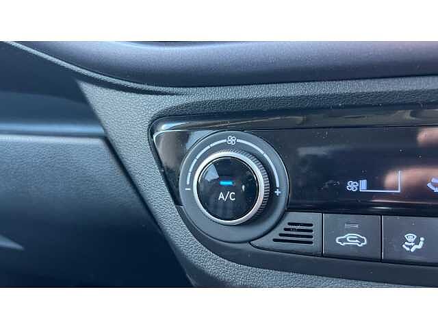 Hyundai i10 I10 1.2 [79] Premium 5dr [Nav]