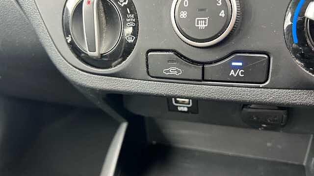 Hyundai i10 I10 1.0 MPi SE Connect 5dr